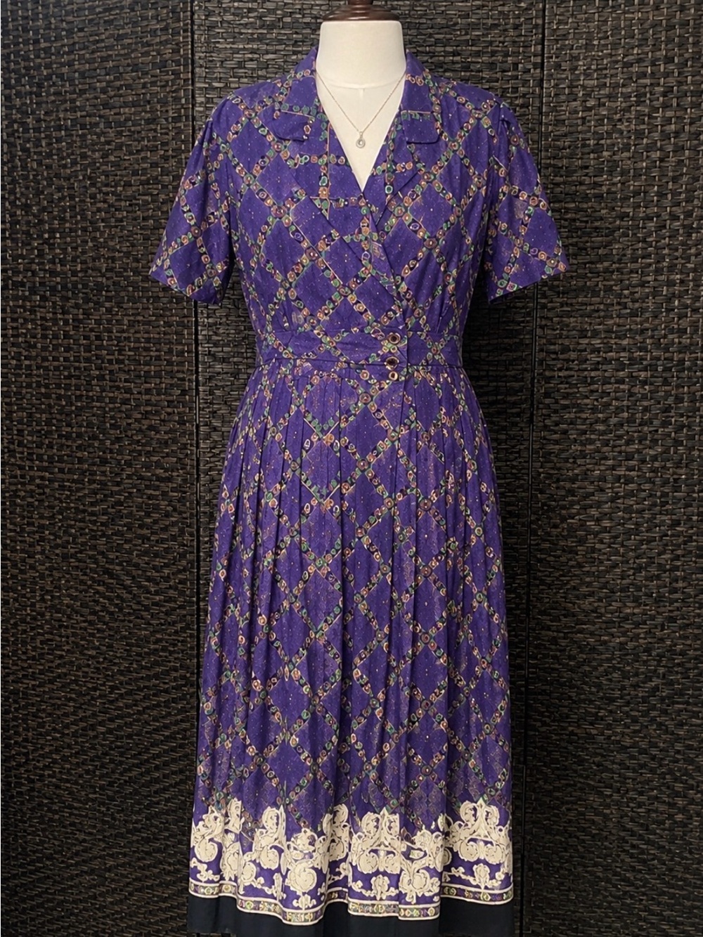 Vintage 80’s 90’s - Purple paisley Patterned - Shirt Dress  with border hem